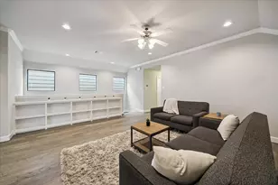 1725 W 23rd St, Houston, TX 77008 - Photo 14