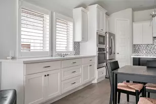 30142 Gold Finch Pl, Fulshear, TX 77441 - Photo 12