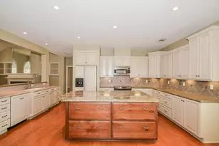 46 Grants Lake Cir, Sugar Land, TX 77479 - Photo 12