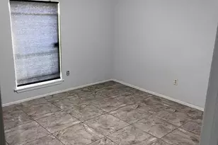 6439 S Briar Bayou Dr, Houston, TX 77072 - Photo 8