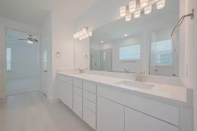 2911 Golden Isle Drive, Texas City, TX 77568 - Photo 22