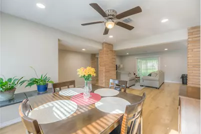 814 N Willis Avenue, Livingston, TX 77351 - Photo 2