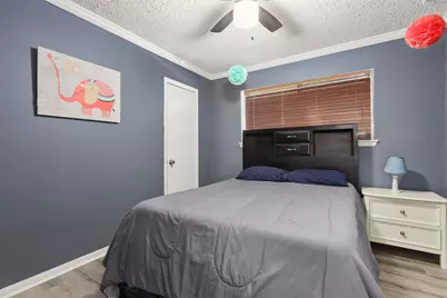 300 Windward Drive, League City, TX 77573 - Photo 14