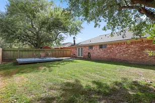 300 Windward Dr, League City, TX 77573 - Photo 22