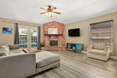 300 Windward Drive, League City, TX 77573 - Photo 6