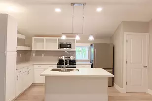 8414 De Priest St, Houston, TX 77088 - Photo 8