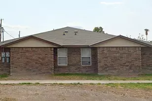 900 Harmon, Presidio, TX 79845 - Photo 2