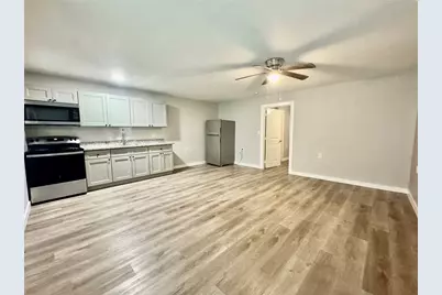6705 Fairway Dr #29, Houston, TX 77087 - Photo 1