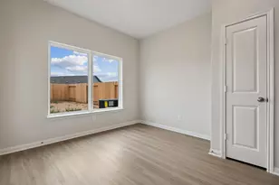 364 Kingston Wy, Waller, TX 77484 - Photo 10