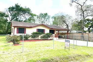 8318 Nyssa St, Houston, TX 77078 - Photo 2