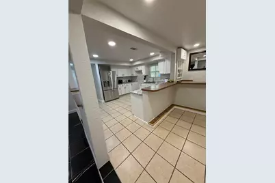 4323 Jamie Lane E, Houston, TX 77048 - Photo 10