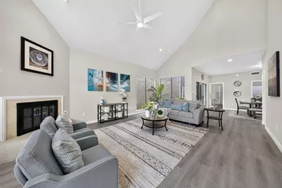 9592 Doliver Drive, Houston, TX 77063 - Photo 40