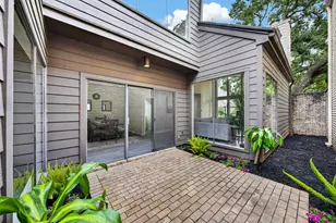 9592 Doliver Dr, Houston, TX 77063 - Photo 10