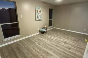 8825 E Buffalo Cir, Willis, TX 77378 - Photo 10