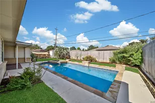 1831 Seamist Ct, Houston, TX 77008 - Photo 24