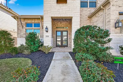 9014 Meadow Bridge Drive, Missouri City, TX 77459 - Photo 2