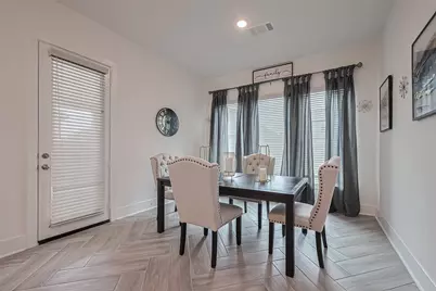 9014 Meadow Bridge Drive, Missouri City, TX 77459 - Photo 36