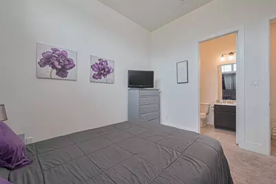 9014 Meadow Bridge Drive, Missouri City, TX 77459 - Photo 32