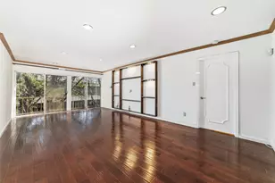 5050 Ambassador Way, Houston, TX 77056 - Photo 20