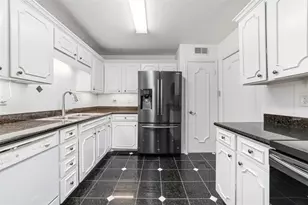 5050 Ambassador Way, Houston, TX 77056 - Photo 12