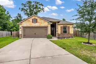 15703 Ty Cobb Ct, Splendora, TX 77372 - Photo 2