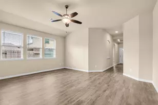 15703 Ty Cobb Ct, Splendora, TX 77372 - Photo 4