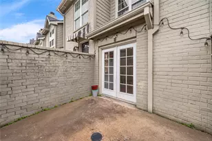612 Fargo St, Houston, TX 77006 - Photo 22