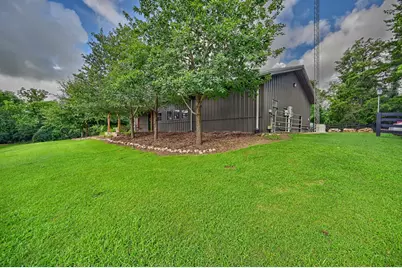 39577 Mesquite, Hempstead, TX 77445 - Photo 32