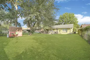 17018 Blairwood Dr, Houston, TX 77049 - Photo 18