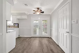 17018 Blairwood Dr, Houston, TX 77049 - Photo 8