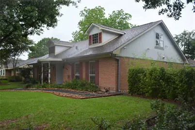 5402 Queensloch Drive, Houston, TX 77096 - Photo 2