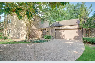 6 Town Oaks Place, Bellaire, TX 77401 - Photo 2