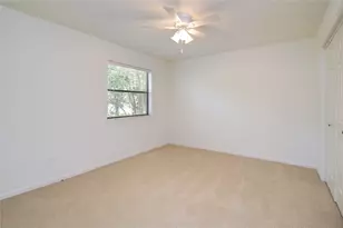 6 Town Oaks Pl, Bellaire, TX 77401 - Photo 26