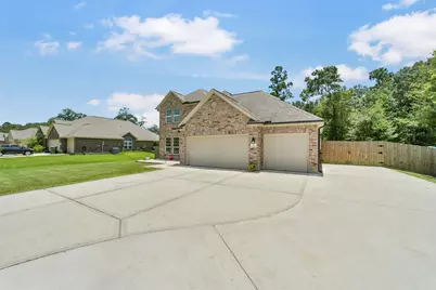 82 Road 6607, Dayton, TX 77535 - Photo 2