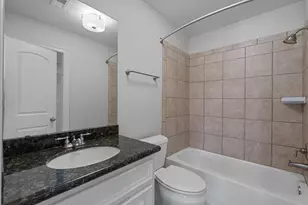 205 Del Monte Dr, Friendswood, TX 77546 - Photo 40