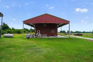7821 Co Rd 460, Normangee, TX 77871 - Photo 6