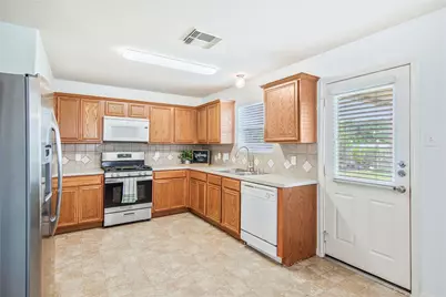 11746 Pinemeade Lane, Tomball, TX 77375 - Photo 10