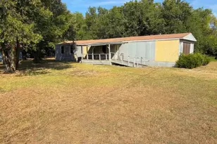 1304 S Beaton St, Corsicana, TX 75110 - Photo 2