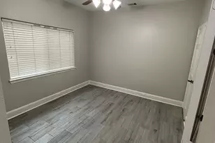 342 Baron St, Houston, TX 77020 - Photo 8