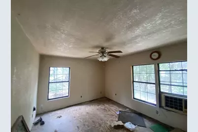 299 N Loop Drive, Blanco, TX 78606 - Photo 4