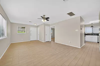 6343 Settlers Square Lane, Katy, TX 77449 - Photo 10