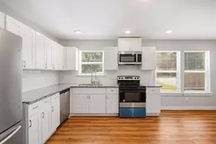 8705 Bertwood St, Houston, TX 77016 - Photo 4