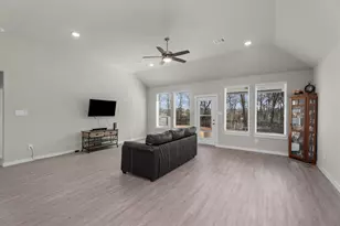 713 Ivory Crk Ct, Willis, TX 77378 - Photo 14