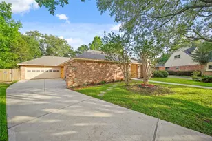 11804 Westmere Dr, Houston, TX 77077 - Photo 26