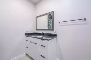 4202 Clay St, Houston, TX 77023 - Photo 6
