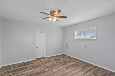 228 Orange Street, La Marque, TX 77568 - Photo 16