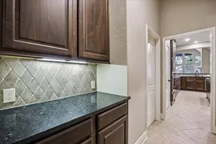 18638 Roslyn Springs Dr, Spring, TX 77388 - Photo 16