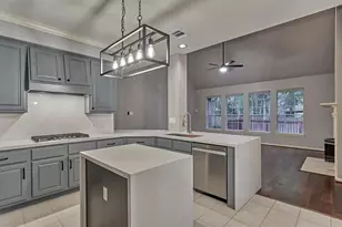 151 Bristol Bend Cir, The Woodlands, TX 77382 - Photo 22