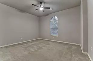 151 Bristol Bend Cir, The Woodlands, TX 77382 - Photo 34