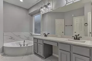 151 Bristol Bend Cir, The Woodlands, TX 77382 - Photo 30